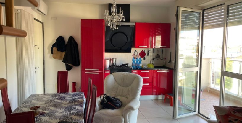 Appartamento attico arredato in vendita Rimini mare