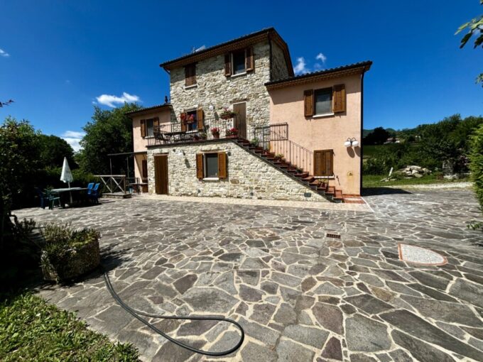 Casa Indipendente In Vendita A Torricella.2